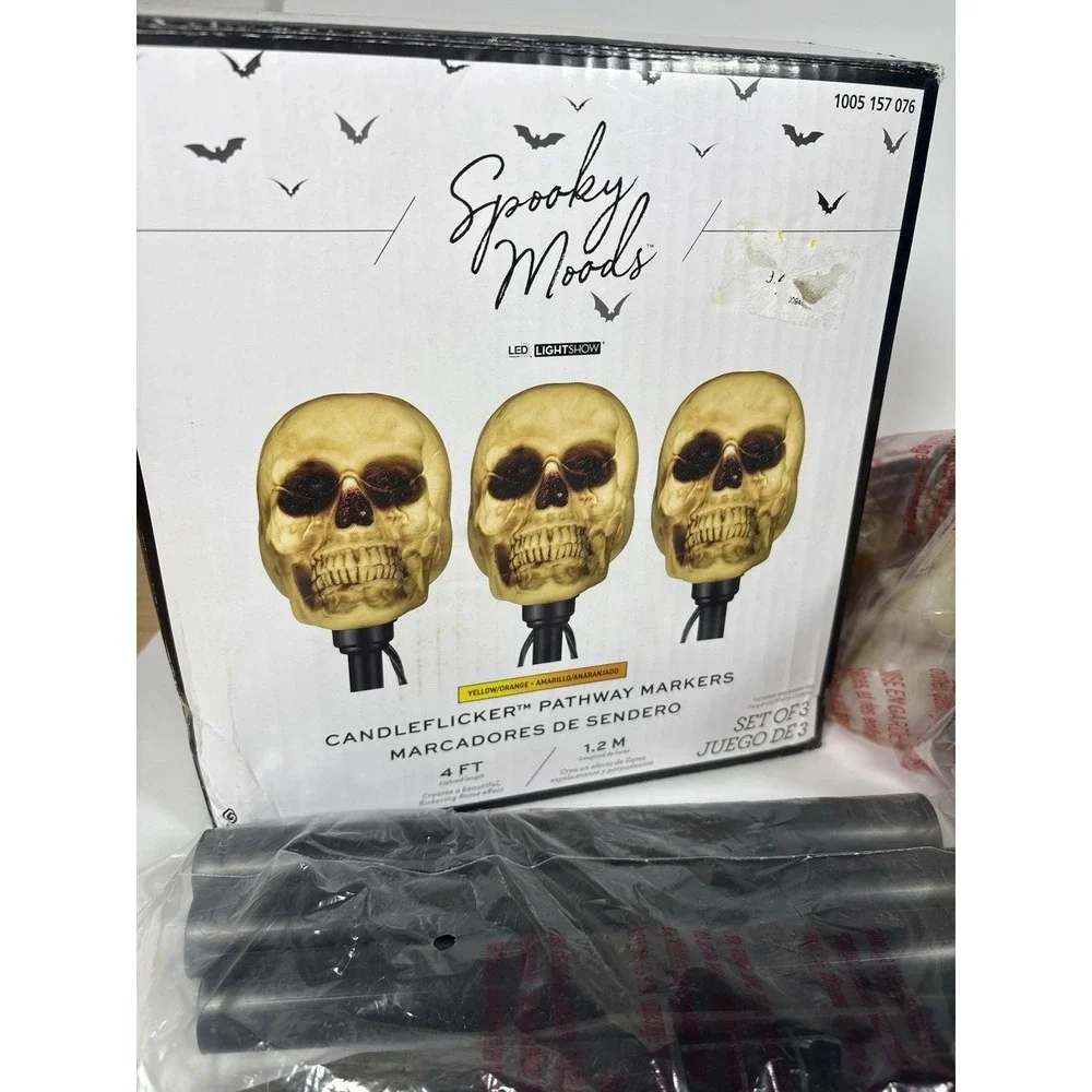 Gemmy Spooky Moods Skull LED CandleFlicker Pathway Markers Set of 3 Tested